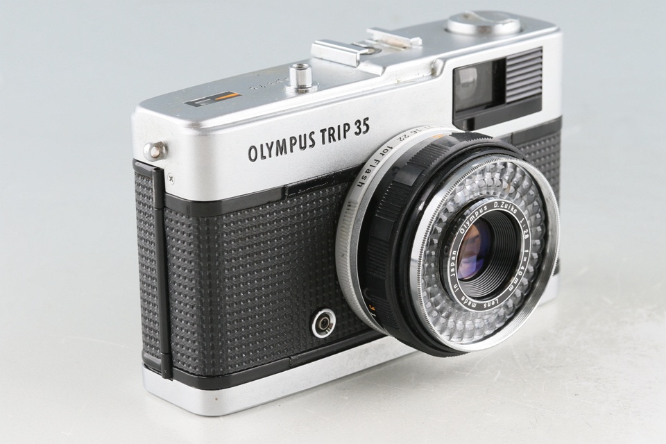 Olympus Trip 35 35mm Film Camera #52803D8