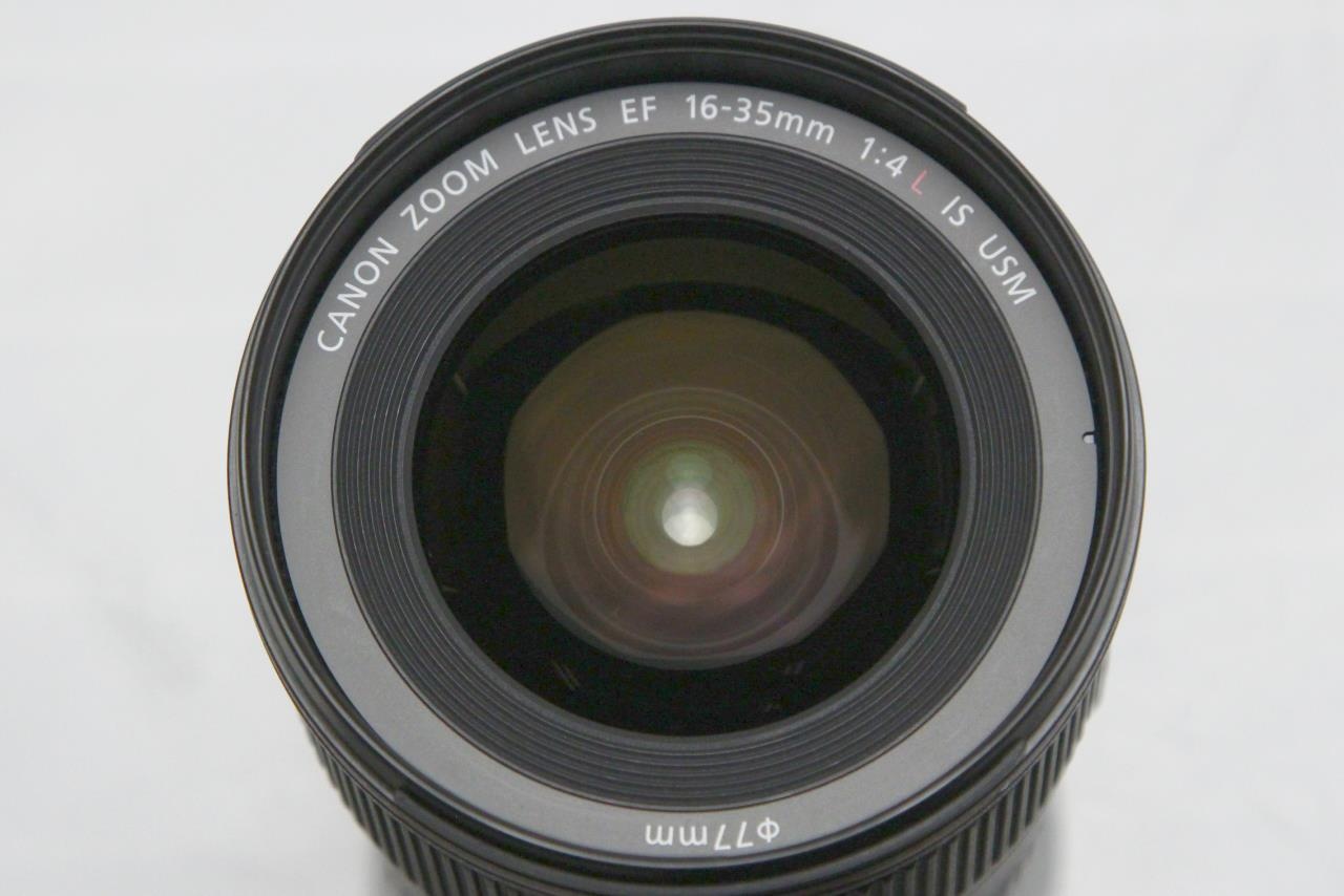 EF16-35mm F4L IS USM γT182-2A3
