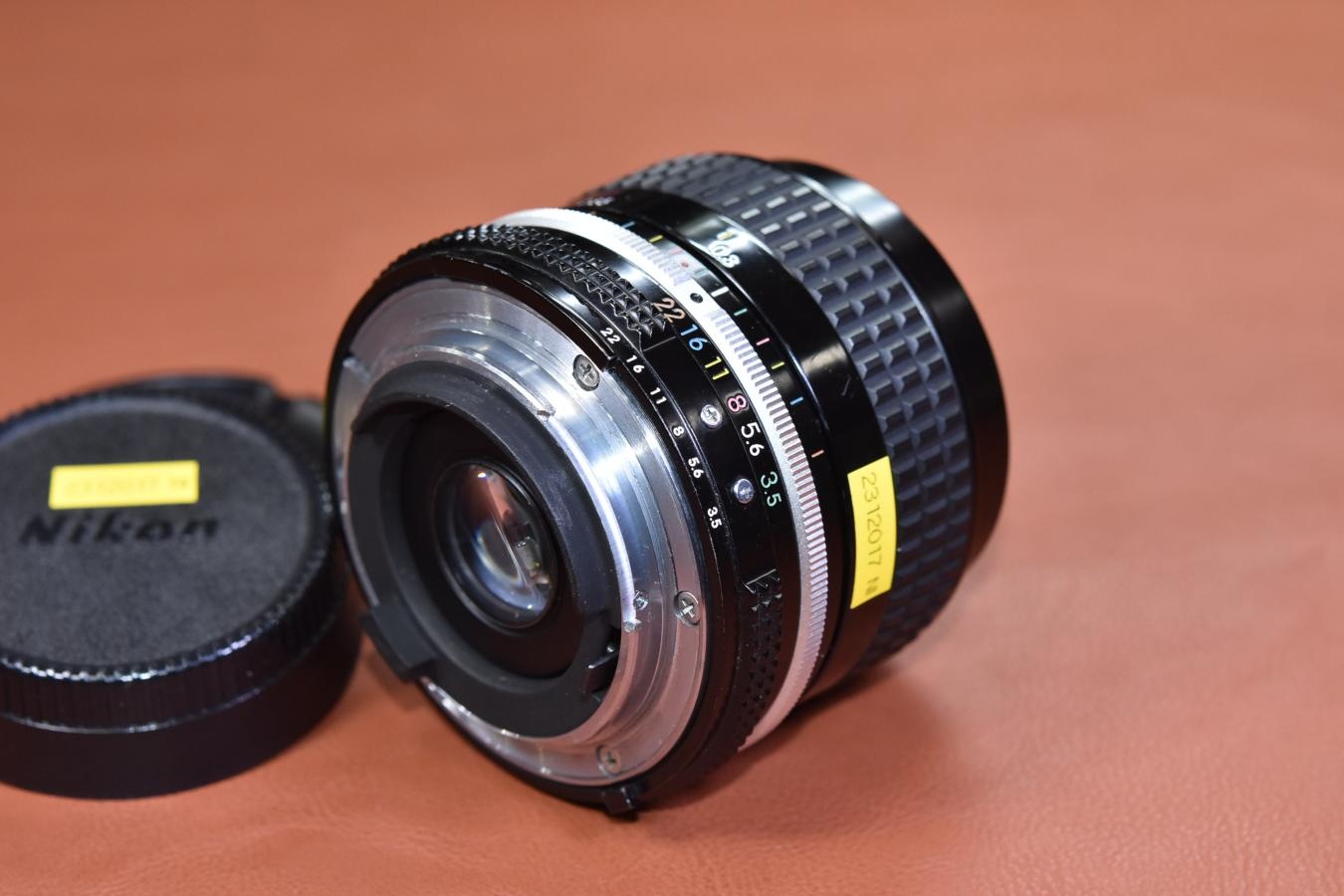 Nikon Ai NIKKOR 28mm F3.5
