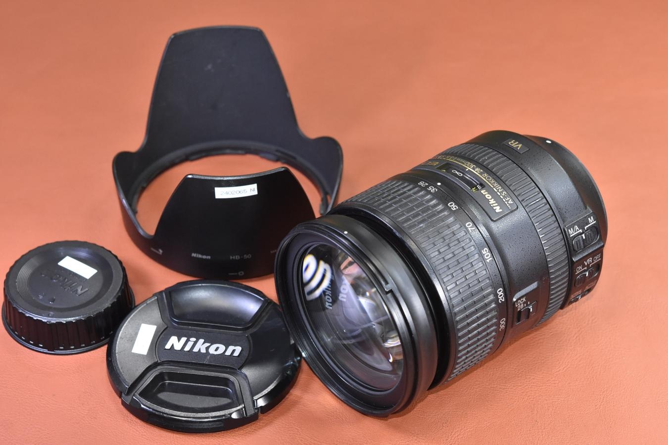 Nikon AF-S NIKKOR 28-300mm F3.5-5.6G ED VR 【純正フードHB-50付】