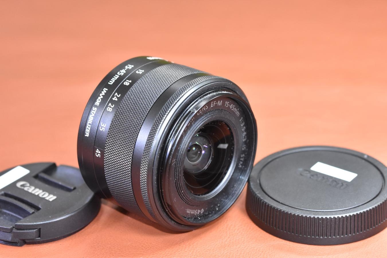 Canon EF-M 15-45mm F3.5-6.3 IS STM グラファイト 【キレイな物をお探しの方必見!!自信ありの逸品!!】